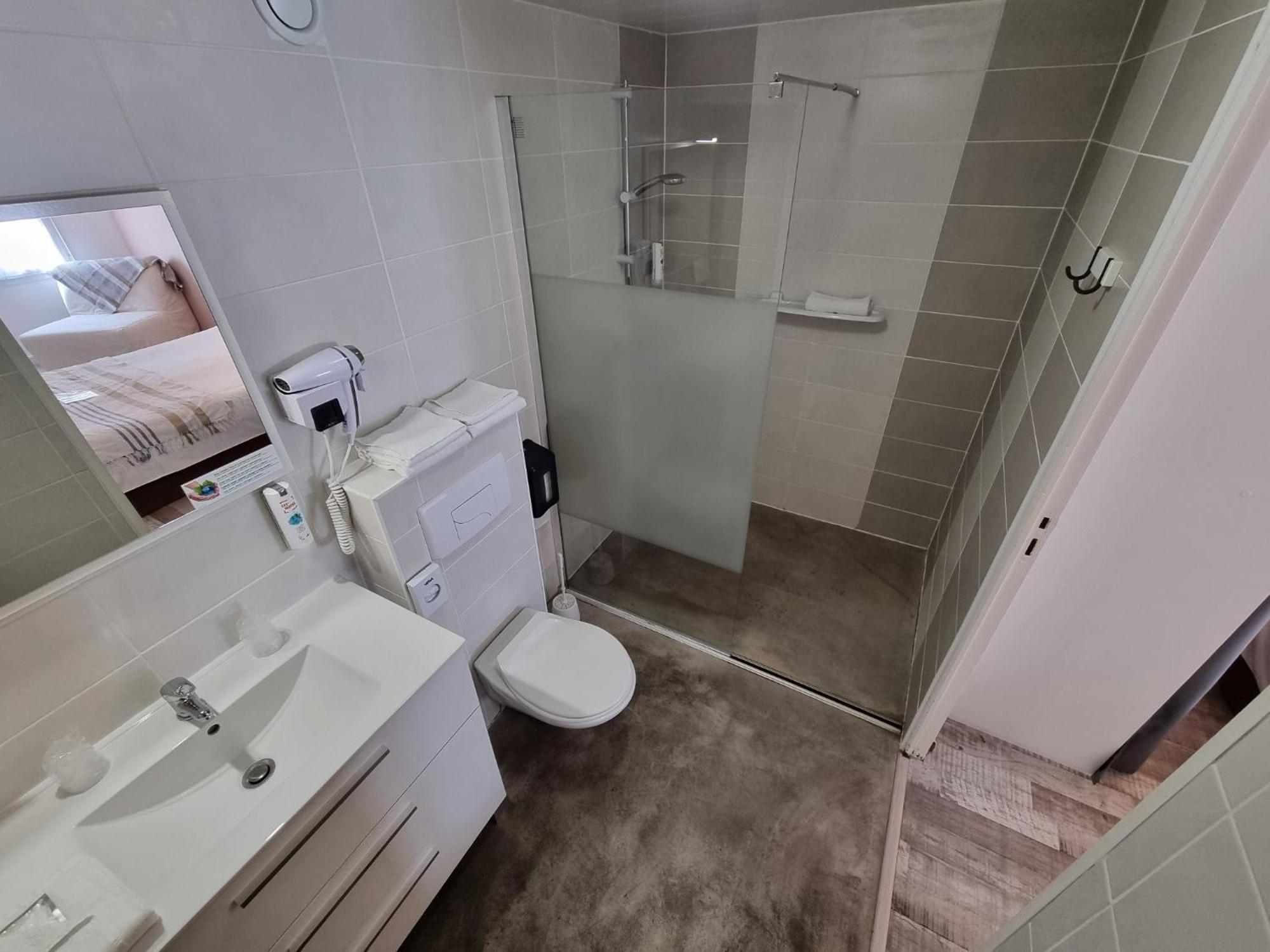 Cit'Hotel Les Atlantes Médis Kültér fotó