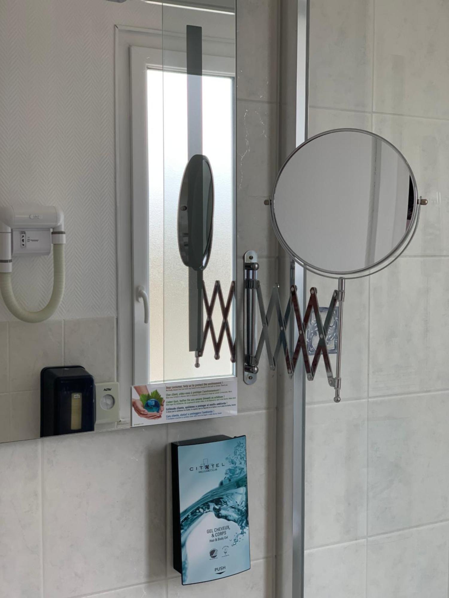 Cit'Hotel Les Atlantes Médis Szoba fotó