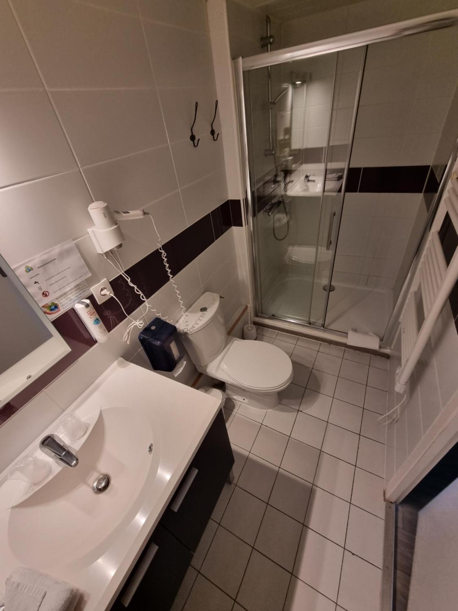 Cit'Hotel Les Atlantes Médis Szoba fotó